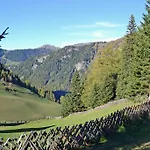 Konukevi Berggasthof Steckholzer 3*