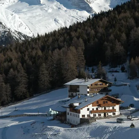 Konukevi Berggasthof Steckholzer Sankt Jodok am Brenner