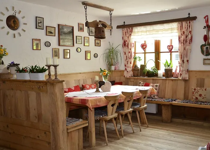 بيت ضيافة Berggasthof Steckholzer 3*